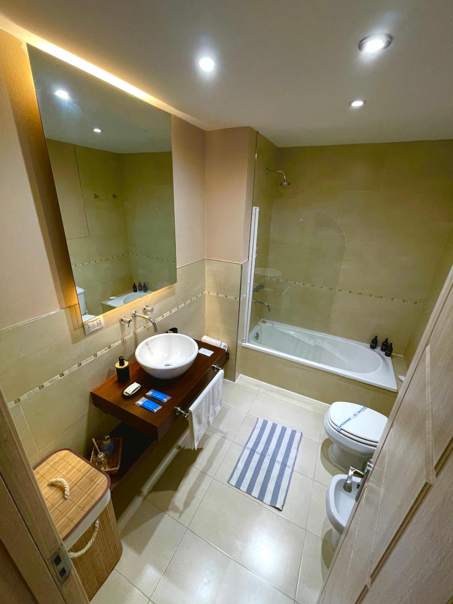 Condominios Wyndham Nordelta Desayuno Incluido!! Piscina Opcional !! Tigre Luaran gambar